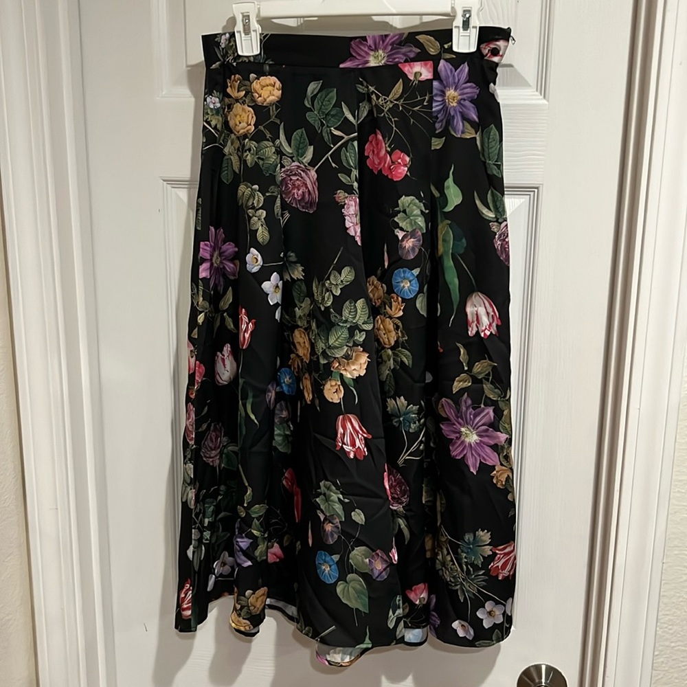 Floral wide pants